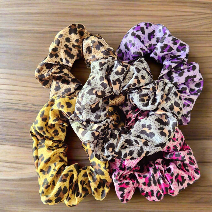 Mini Leopard Scrunchies - [farm_afternoons]