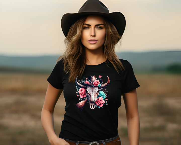 Women's Western Bulls & Guns Tee