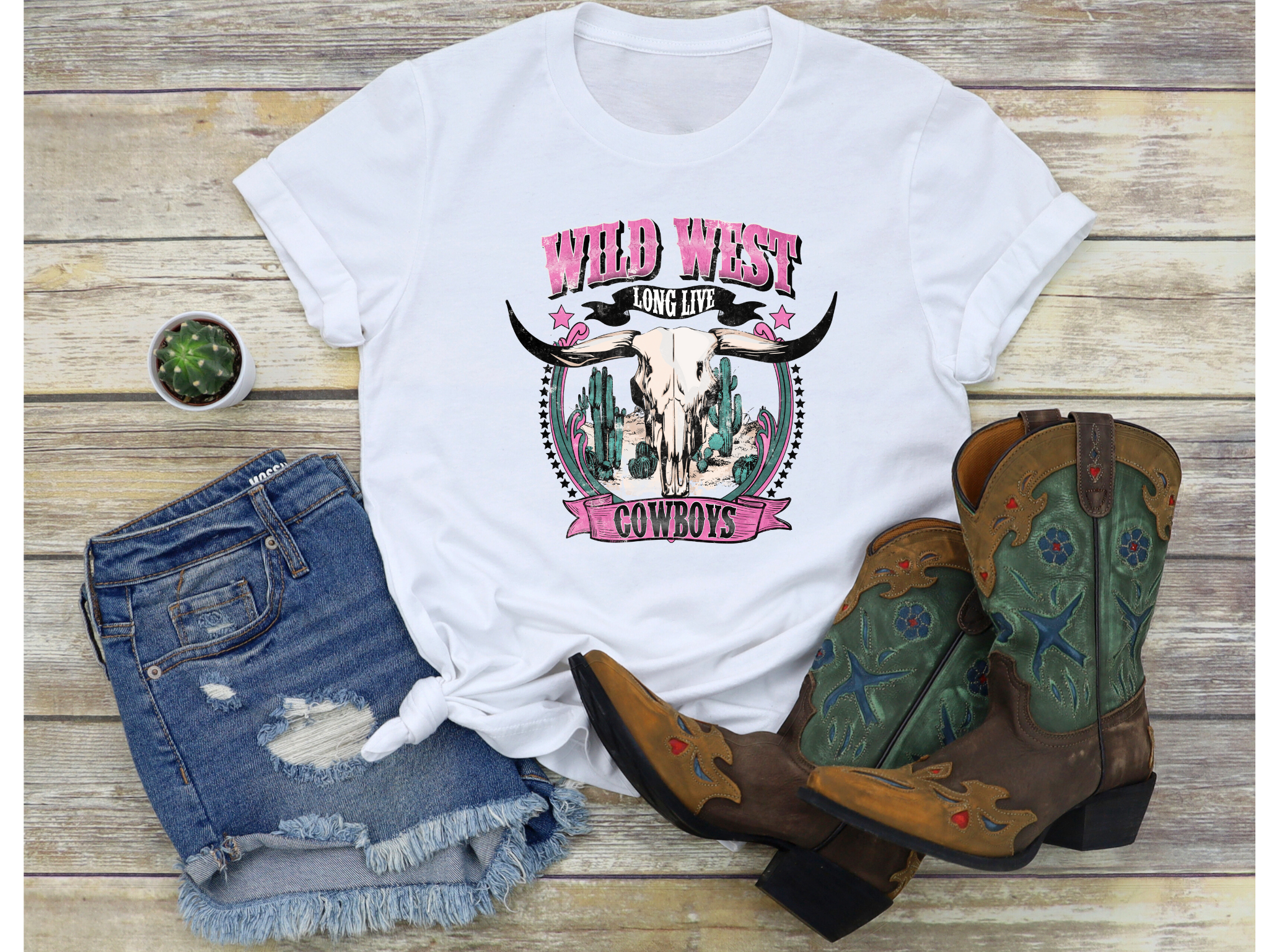Women's Pink Wild West Tee - [farm_afternoons]