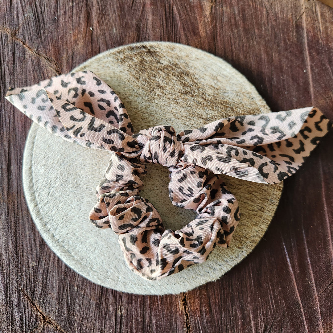 Leopard Print Bow Scrunchie - [farm_afternoons]