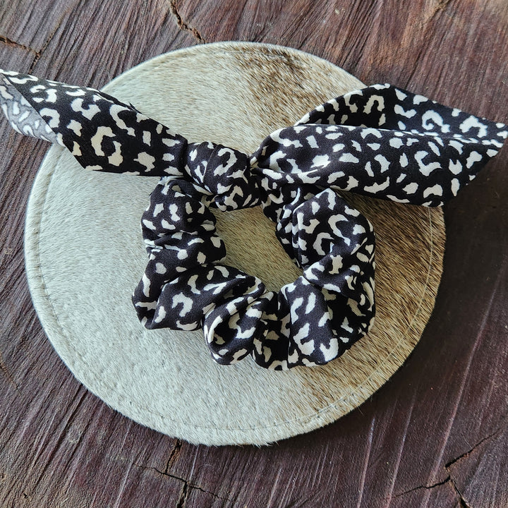Leopard Print Bow Scrunchie - [farm_afternoons]