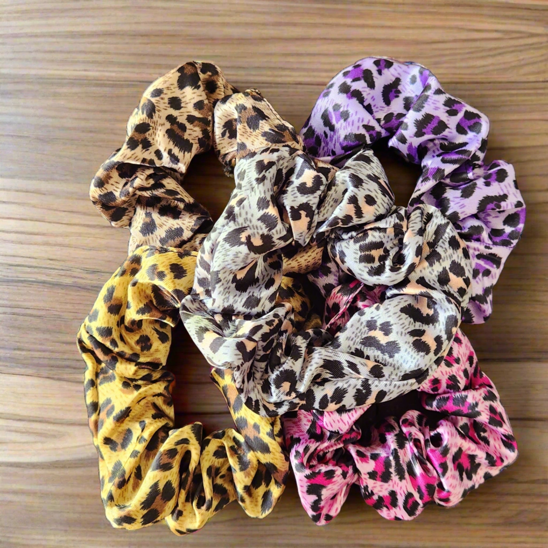 Mini Leopard Scrunchies - [farm_afternoons]
