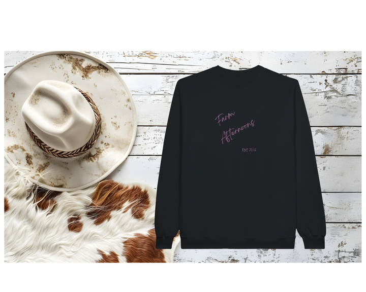 Legend Aunty Sweatshirt - [farm_afternoons]