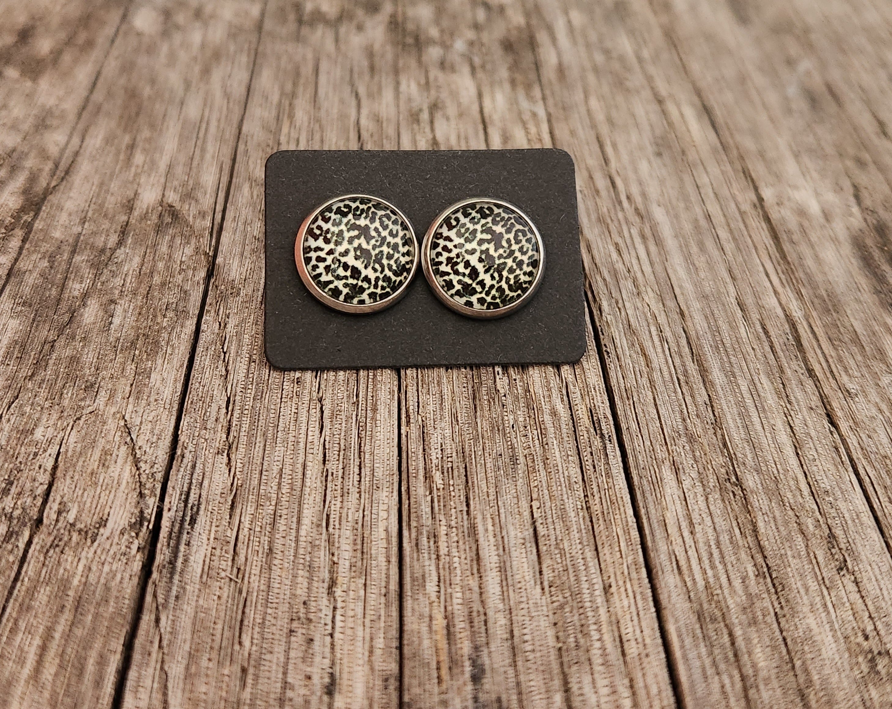 Vivid Leopard Studs - [farm_afternoons]