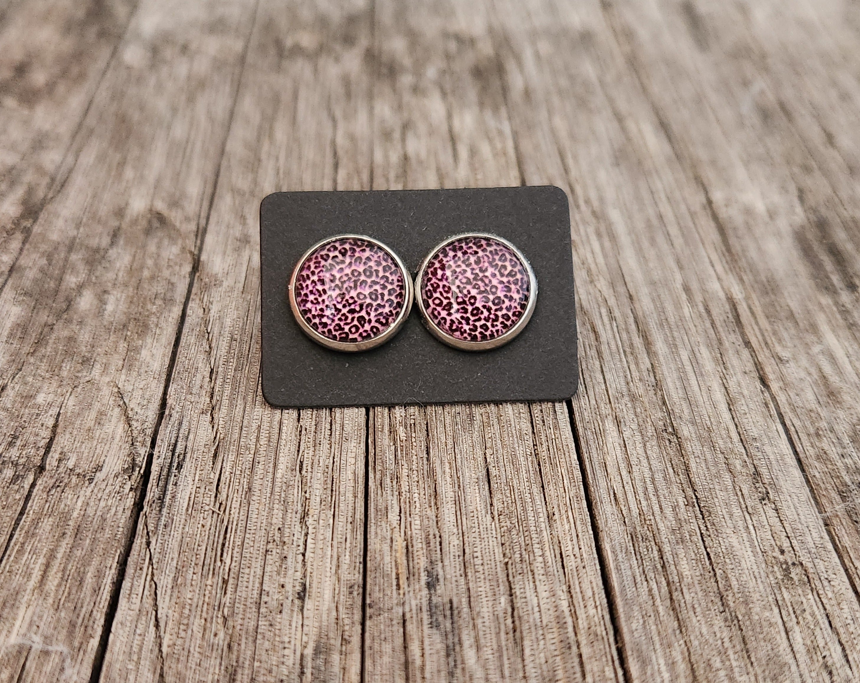 Vivid Leopard Studs - [farm_afternoons]
